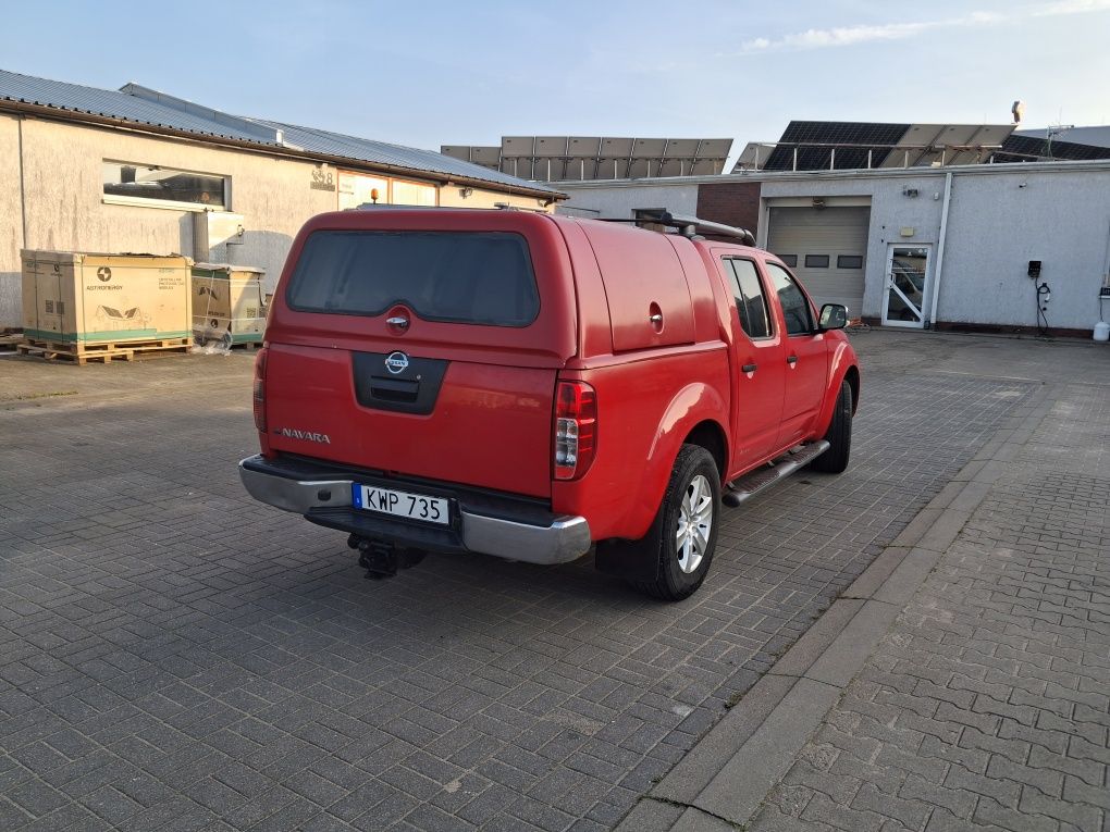 Nissan Navara 2,5 manual CENA NA EXPORT
