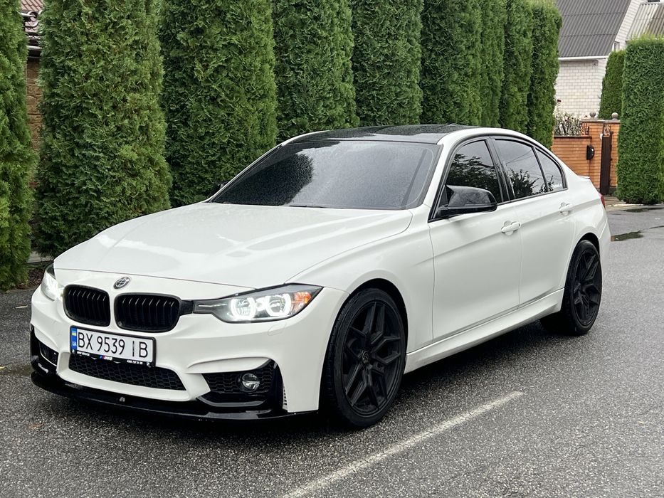 BMW f30 328i.