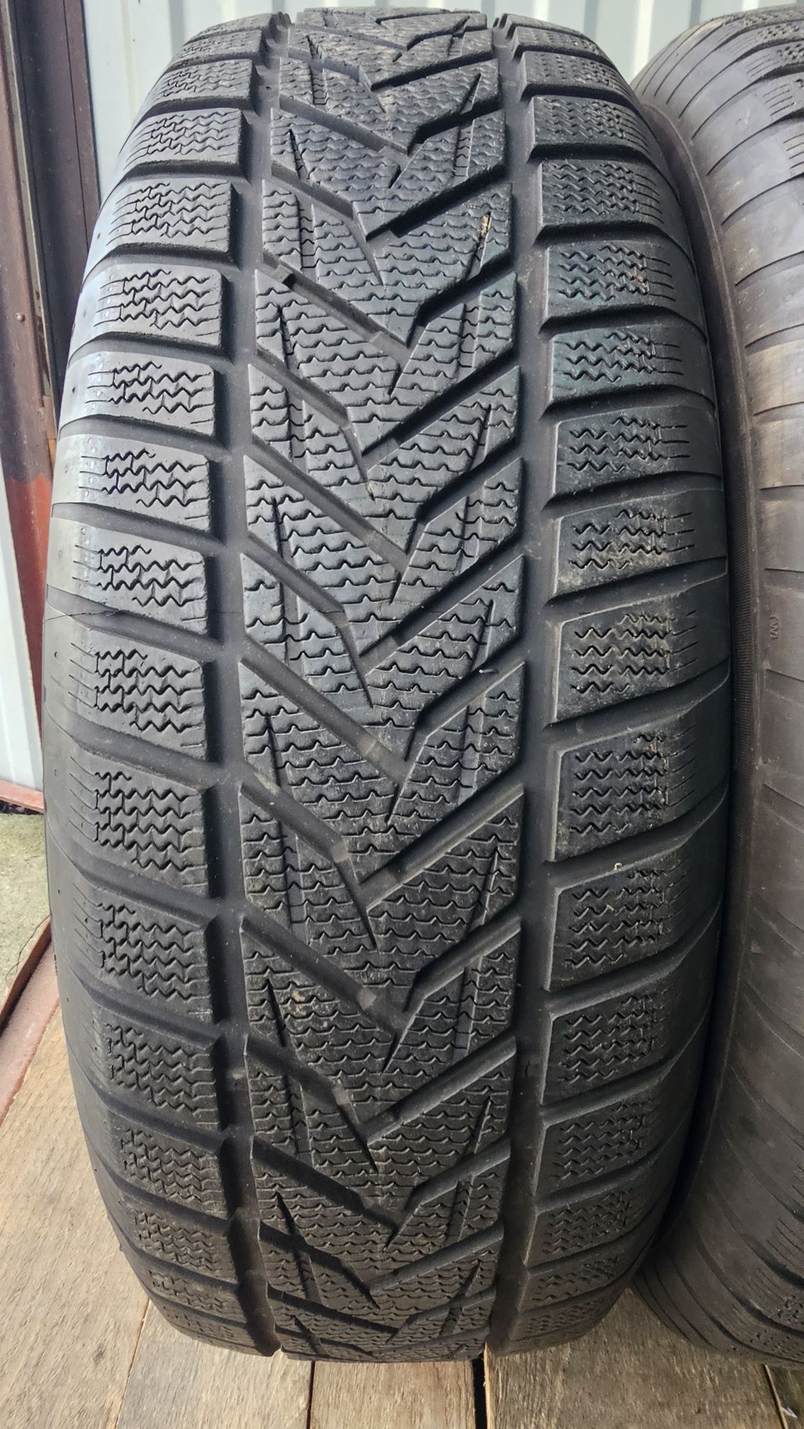 Vredestein winter Xtreme S 215/65r17 99V