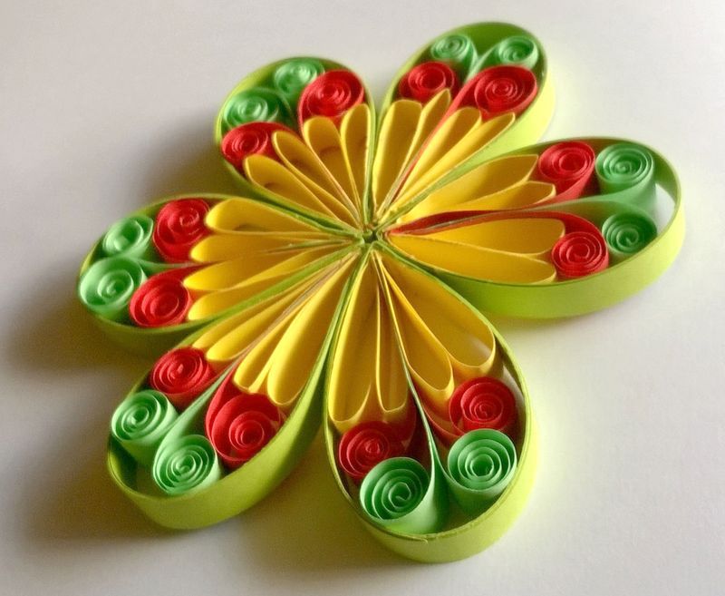 SERWETKA podstawka gwiazda ozdoba papieru QUILLING