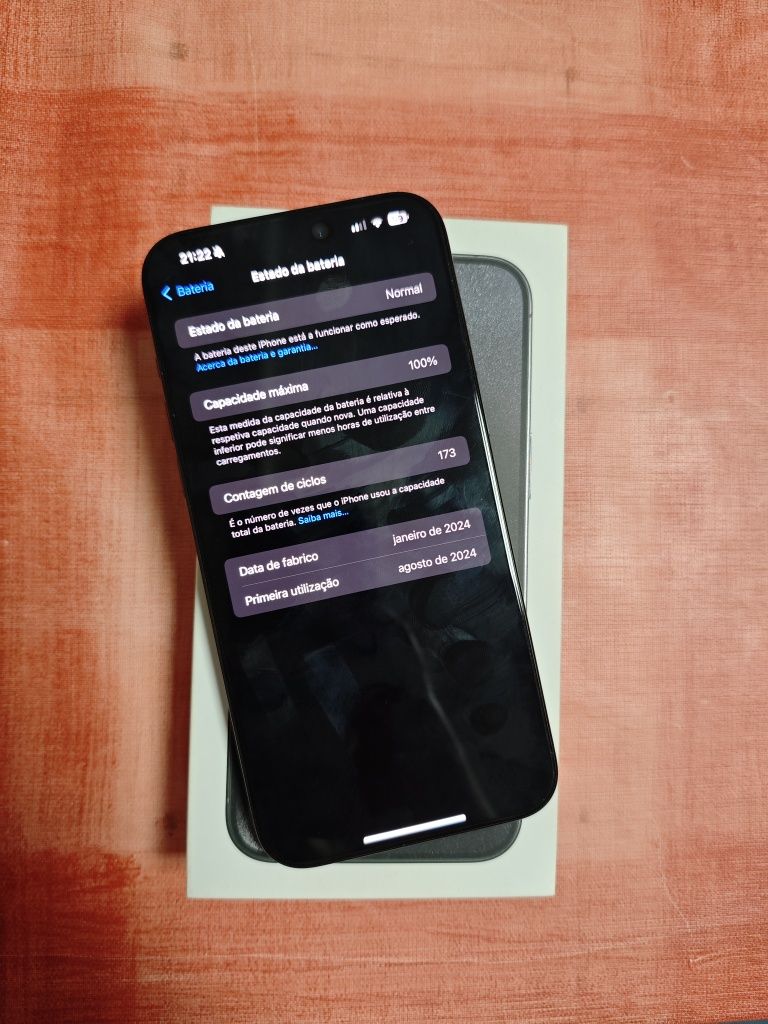 Troco iPhone 15 Pro Max 256gb novo caixa/fatura/garantia