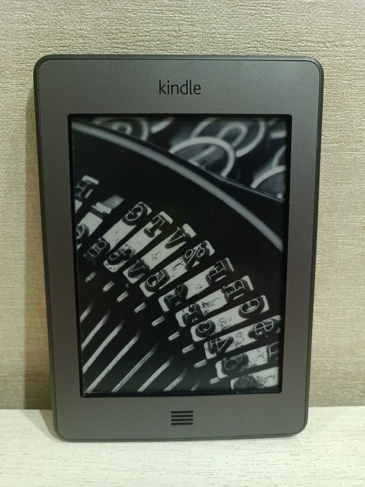 Amazon Kindle touch (4)