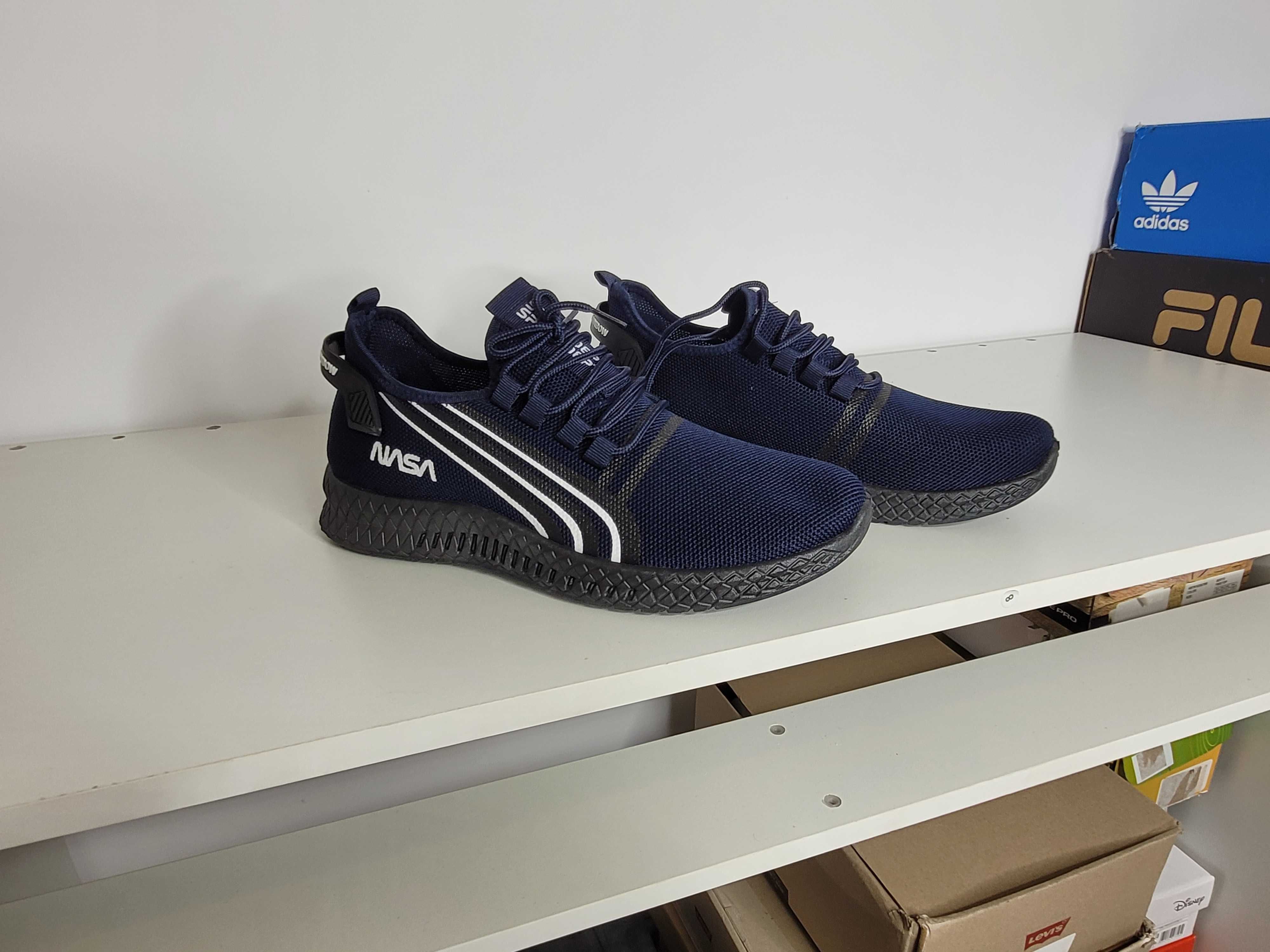 Buty Sneakersy beyond NASA 41