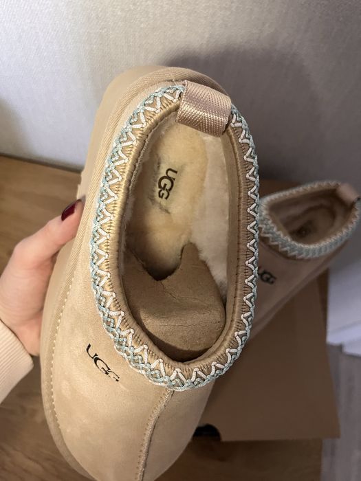 Ugg Tazz II Sand / Dusted Cocoa оригінал 24,5см