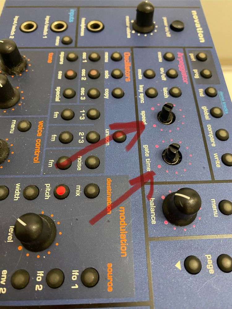 Novation Supernova II-24-głosowy syntezator wirtualno-analogowy