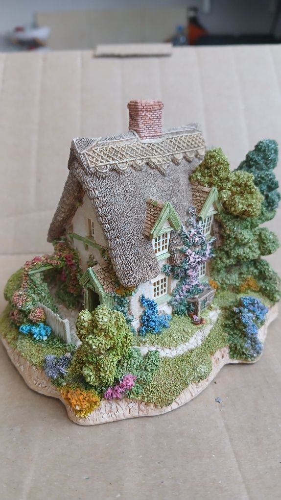 Lilliput lane, miniaturki domków, figurki