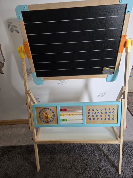 Sprzedam zestaw mebli dla dzieci