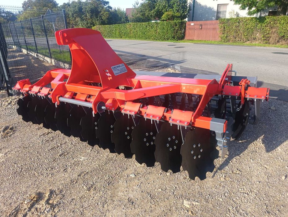 BRONA TALERZOWA EURO-MASZ talerzówka wał struna/rura/daszek piasta SKF