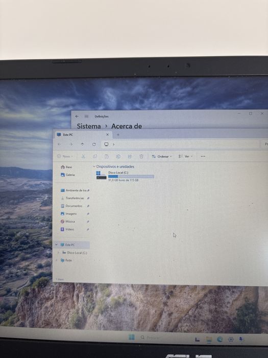Asus Vivobook E410M FHD em excelente estado