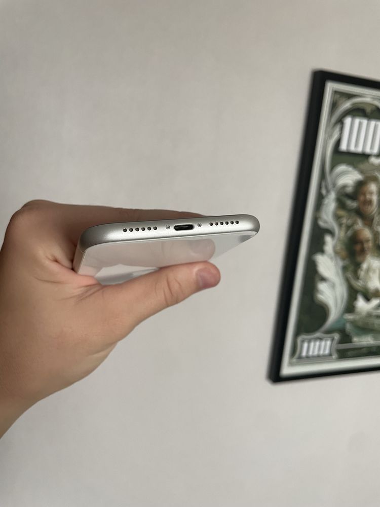 iPhone 11 64 GB R sim