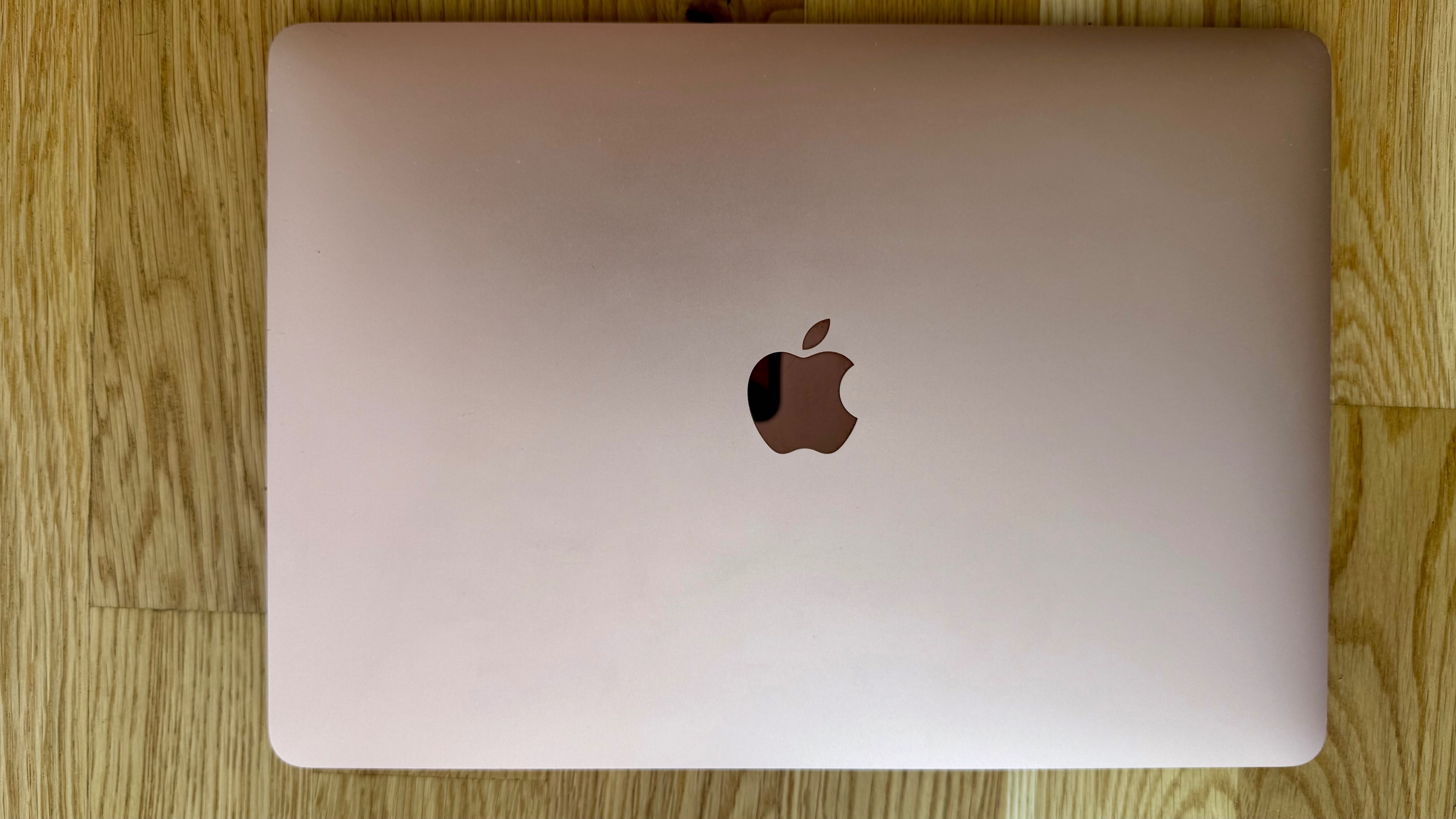 Sprzedam Mac Book Air M1