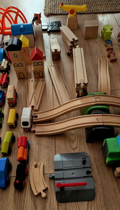 Kolejka Ikea stanie bdb.