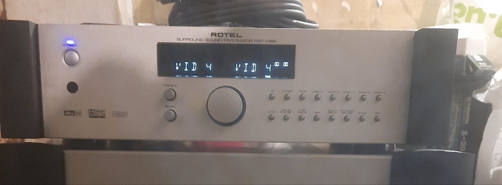 Предусилитель ROTEL RSP-1066
