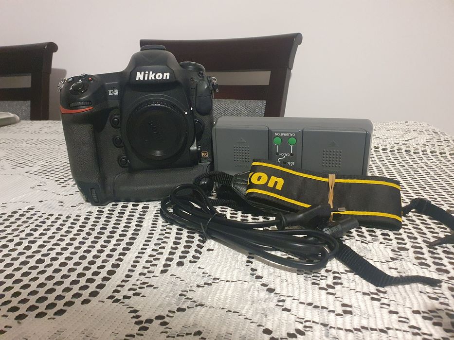 Nikon D5 z przebiegiem 106k