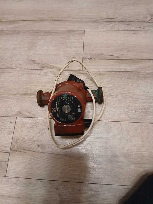 Sprzedam spaloną pompę GRUNDFOS