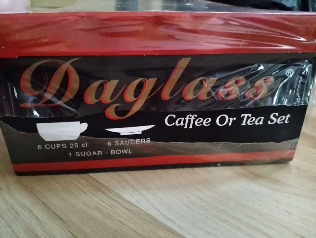 Zestaw do kawy/herbaty z czarnego szkła