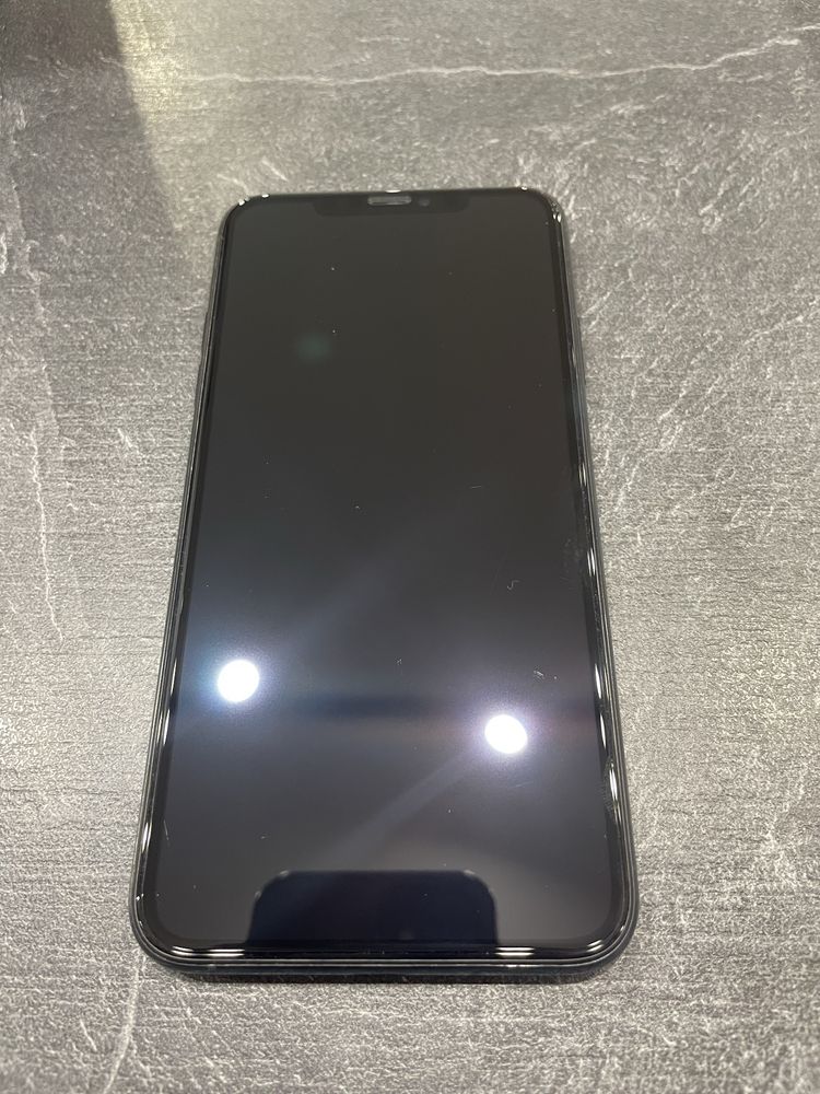 iPhone 11 pro max 64 gb