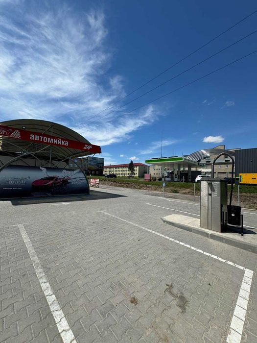 Автомийка Самообслуговування в центрі міста біля ОККО
