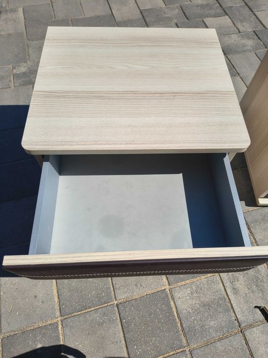 Sprzedam szafki nocne