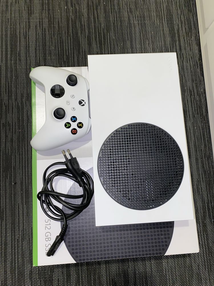 Xbox Series S (Bom estado) Sem garantia