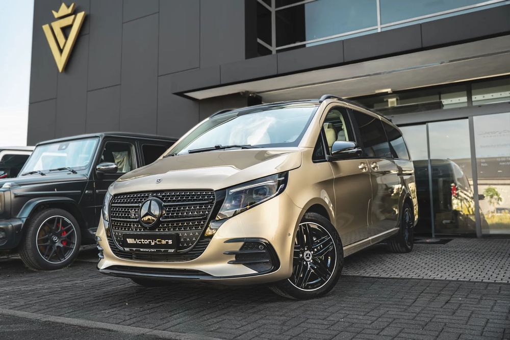 Mercedes-Benz Klasa V / F.Vat 23% / Nowy / Gwarancja / Exclusive / Burmester / Hak !!!