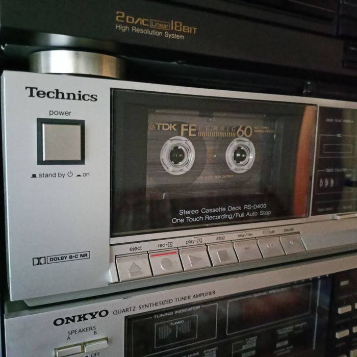 Касетна дека Technics RS-D400