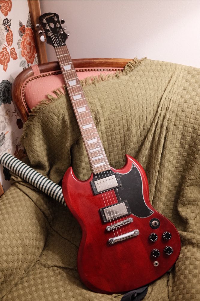 Epiphone SG-400 (Gibson)