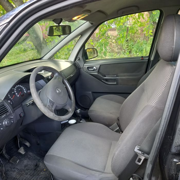Opel Meriva легковий універсал-В