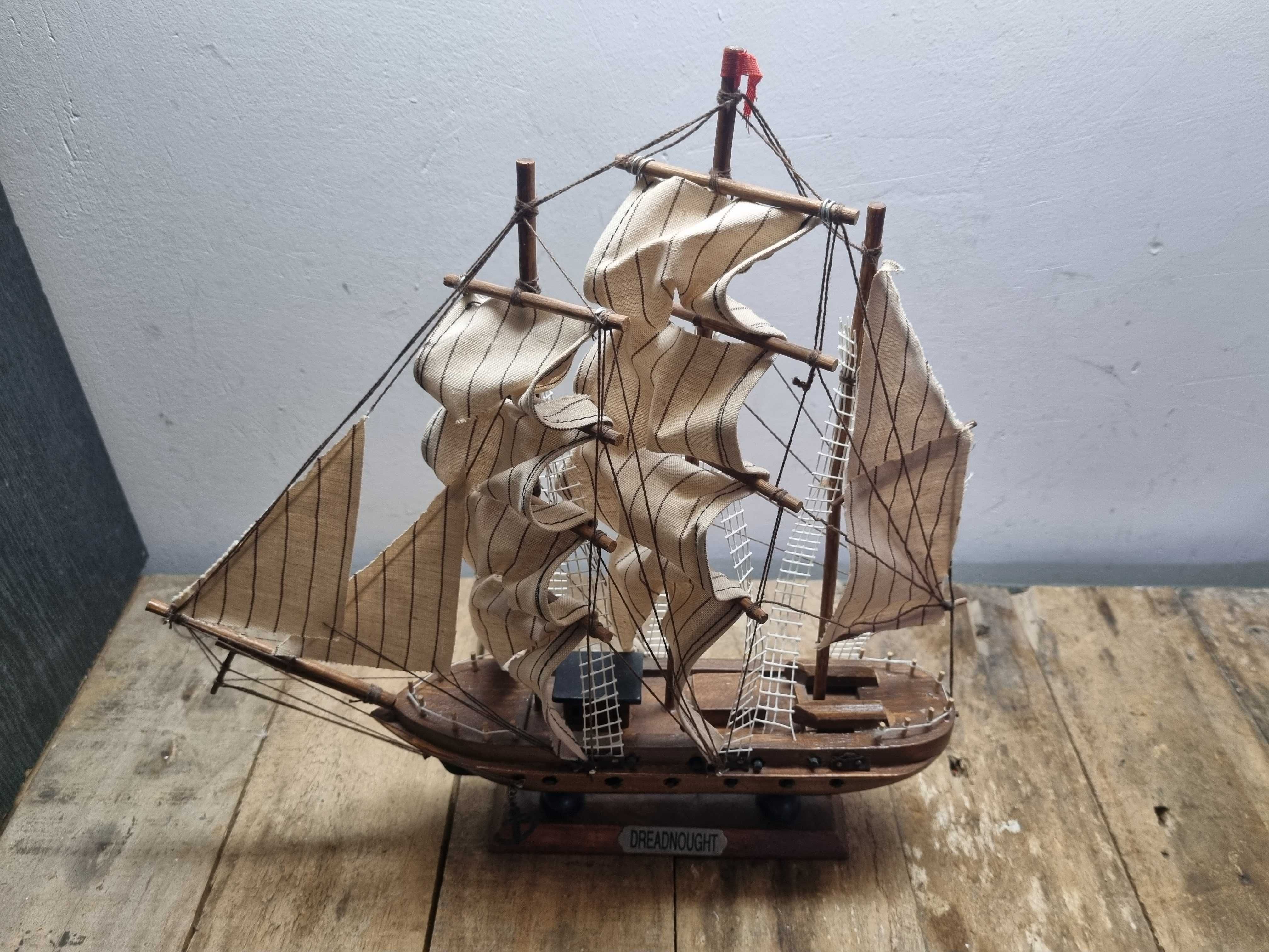 Żaglowiec model Dreadnought
