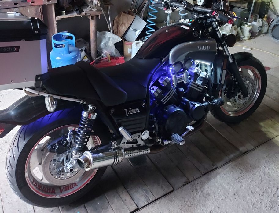 Yamaha V-MAX  1200