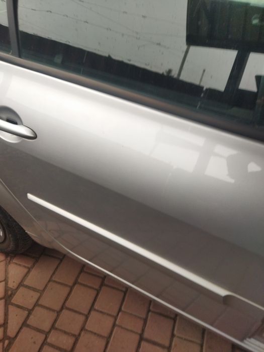 Авто Меган 2 сірого кольору, відмінний стан