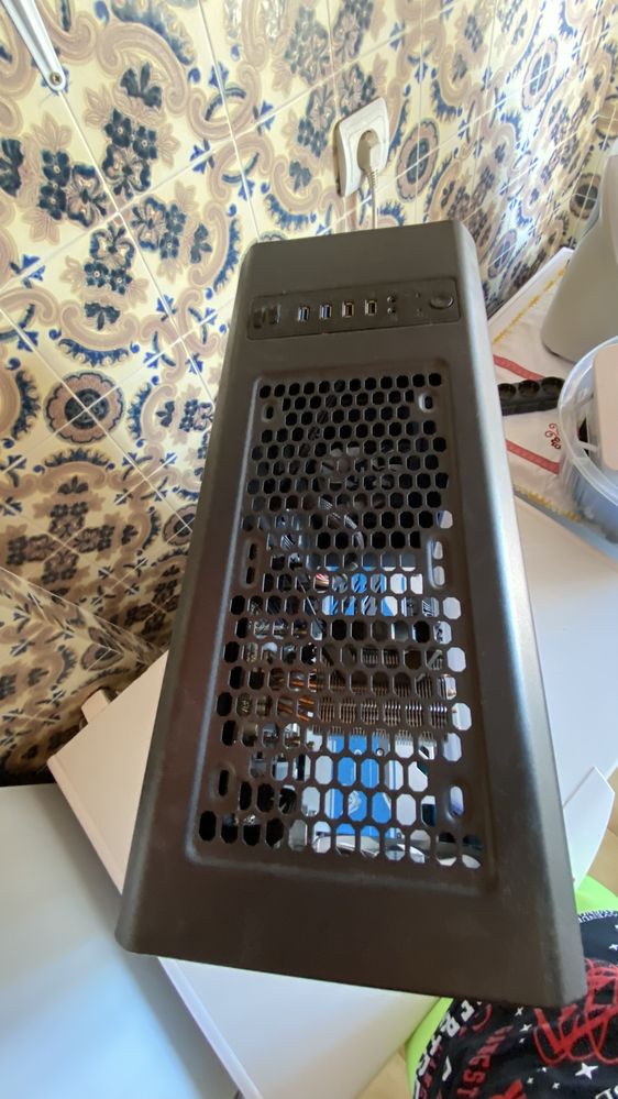 Pc Gamer- otimo estado