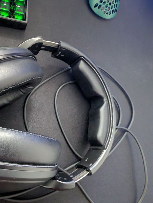 Sennheiser 620s - простір в закритих навушниках