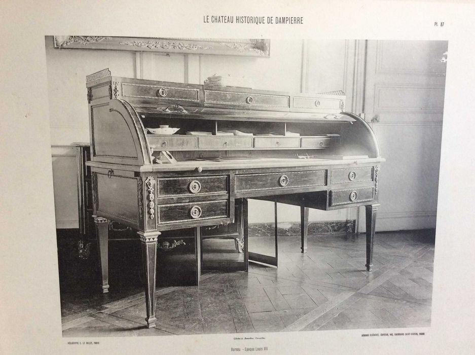 Le Chateau Historique de Dampierre. Heliotipia de 1905. Lote 1