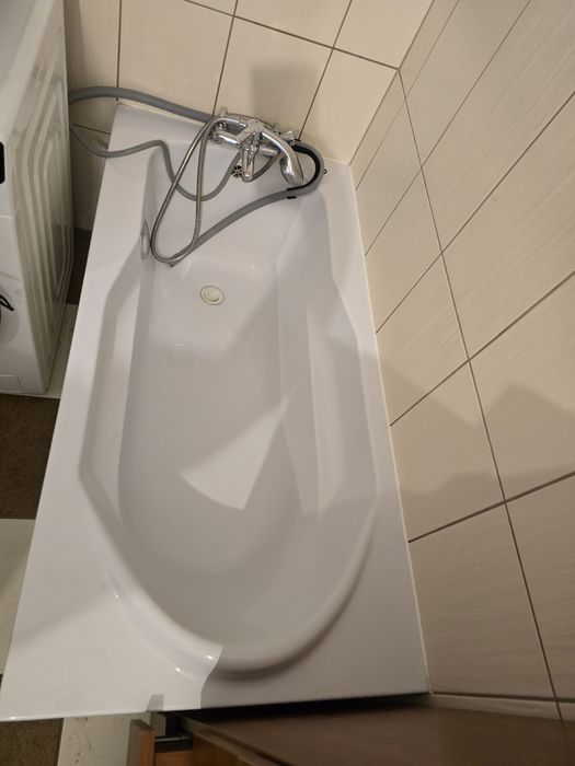 Wanna używana do demontażu 139x69