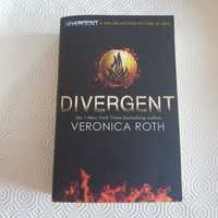 Livro Divergent em inglês