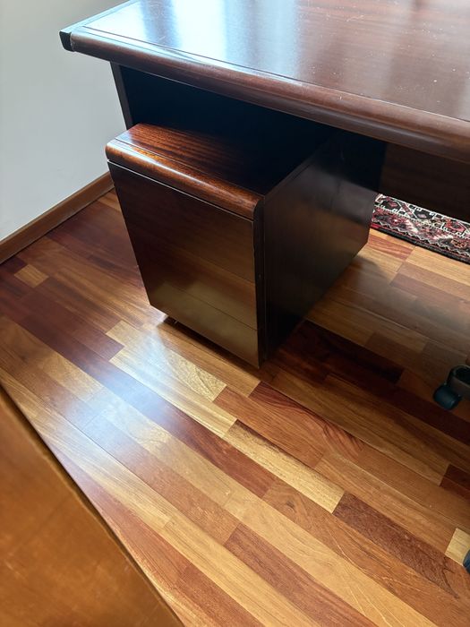 Mesa escritório em madeira