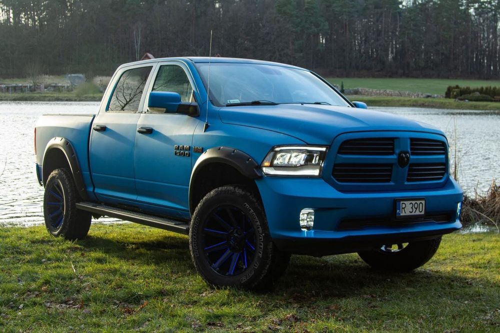 Sprzedam DODGE RAM 1500