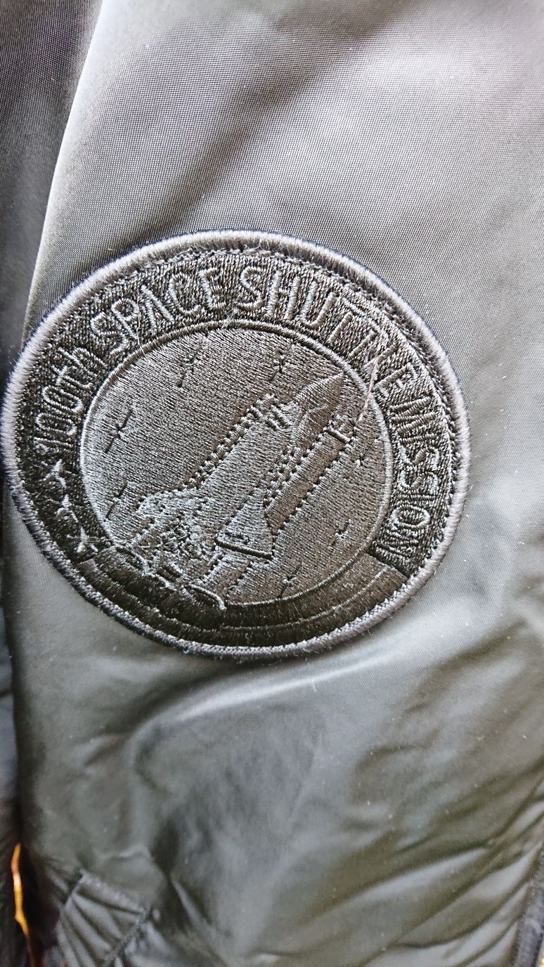 Alpha Industries czarna kurtka MA-1 FV flyers bomberka Nasa.