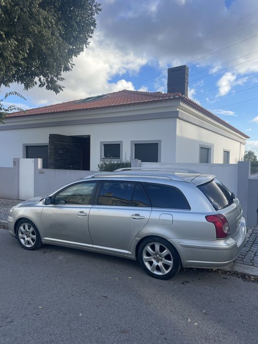 Toyota avensis 2.0
