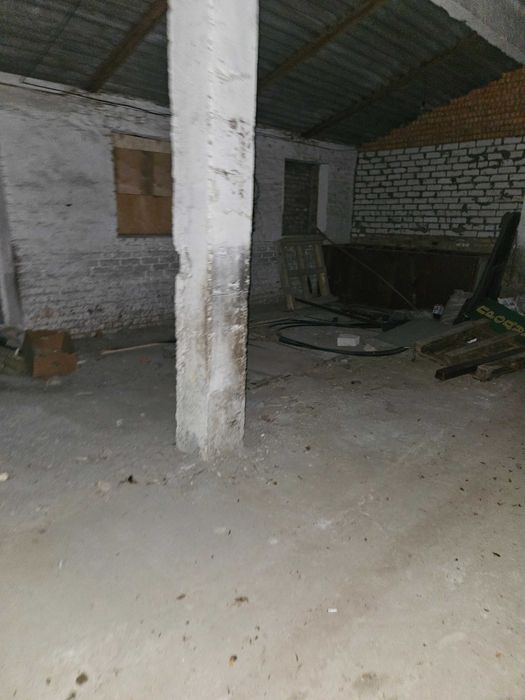 Продам Комерційну нерухомість з цехом
