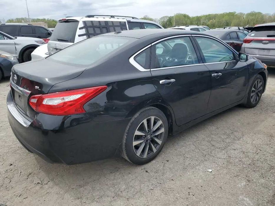 Капот та інше Nissan Altima III IV V VI розборка