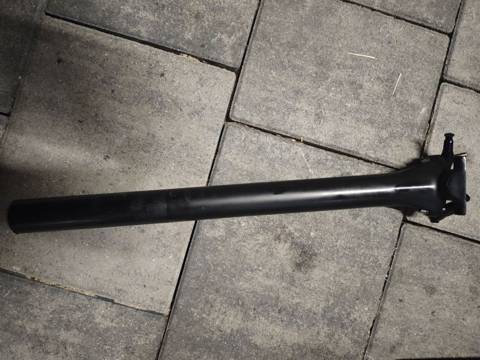 Sztyca karbonowa 30.9 mm / 400 mm – używana, bez offsetu (zero offset)