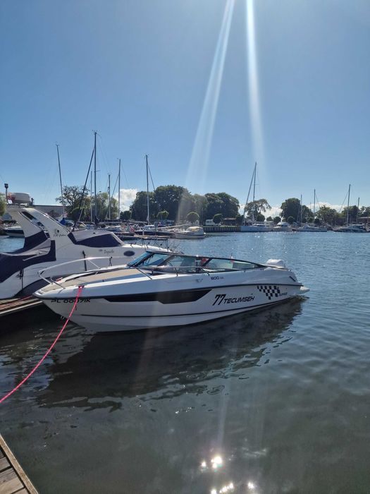 Jacht, łódź, motorówka  Flipper 800DC