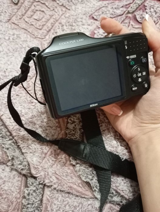 Фотоапарат Nikon Coolpix L100