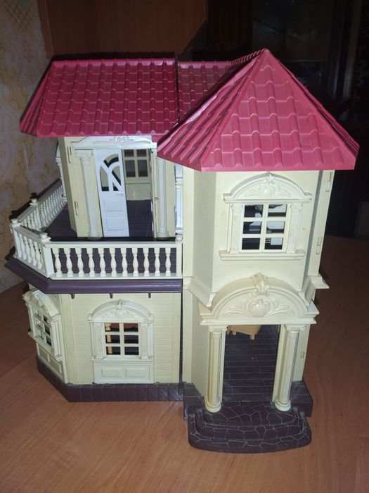 Кукольный домик Happy Family. Игрушечный домик для кукол/фигурок