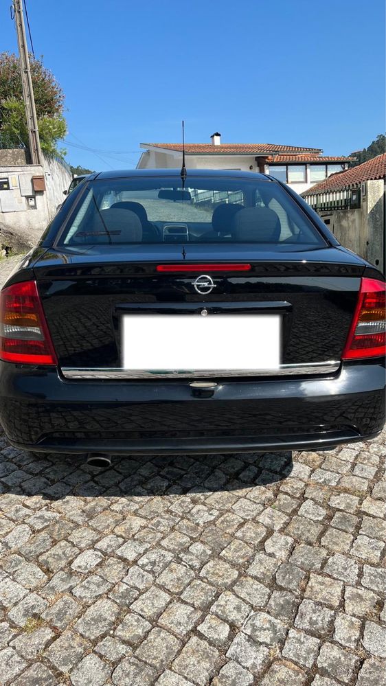 Vendo opel astra 2003 em bom estado