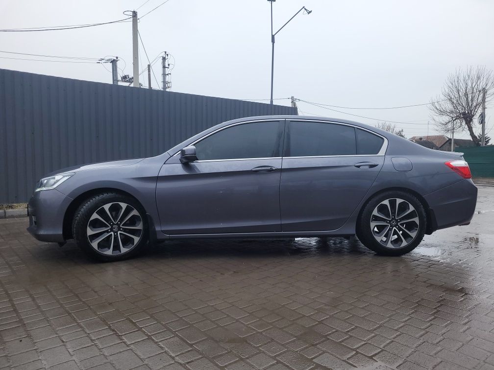 Honda Accord IX 2013 2,4