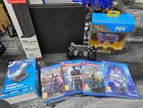 Konsola PS4 Playstation 4 SLIM 1TB + 2 pady 4 gry ładowarka GW6 SKLEP