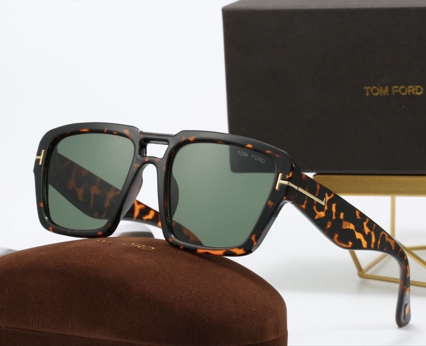 Óculos de sol - NOVO!